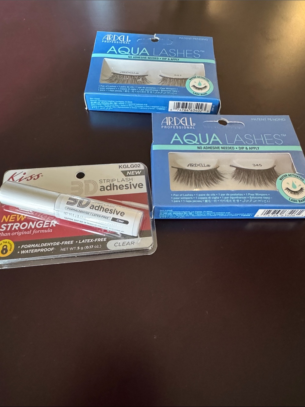 Ardell Aqua Lashes False Eyelashes (2) set with 3-D adhesive